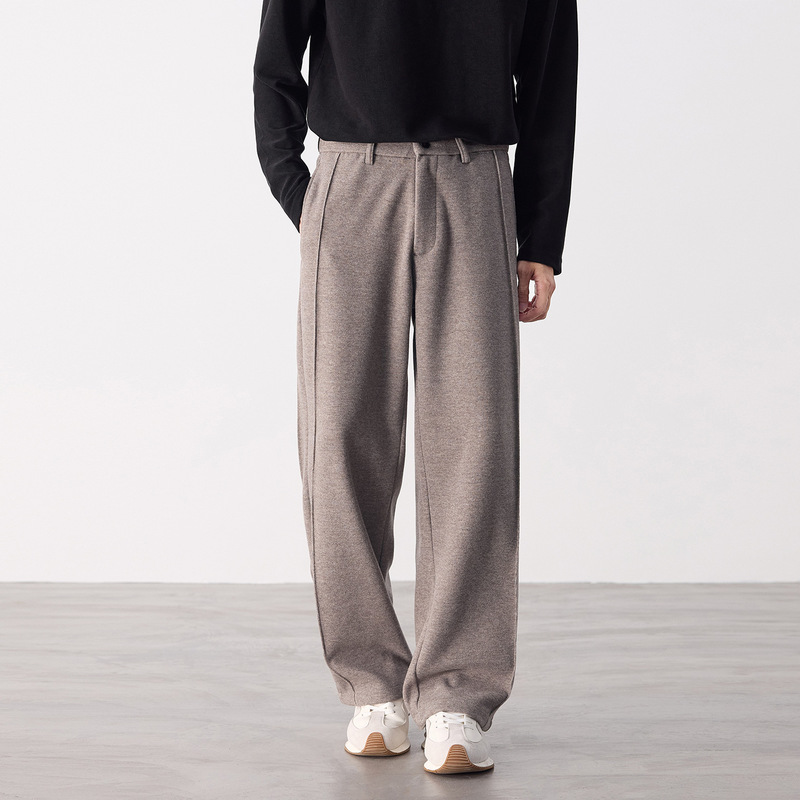 2026 Autumn New Men's Casual Pants: Versatile, Loose Fit, Three-Dimensional Stitching, Pleated Design, Straight-Leg, Wholesale