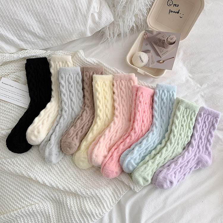 Winter Season Sweet Women's Solid Color Polyester Ankle Socks A Pair