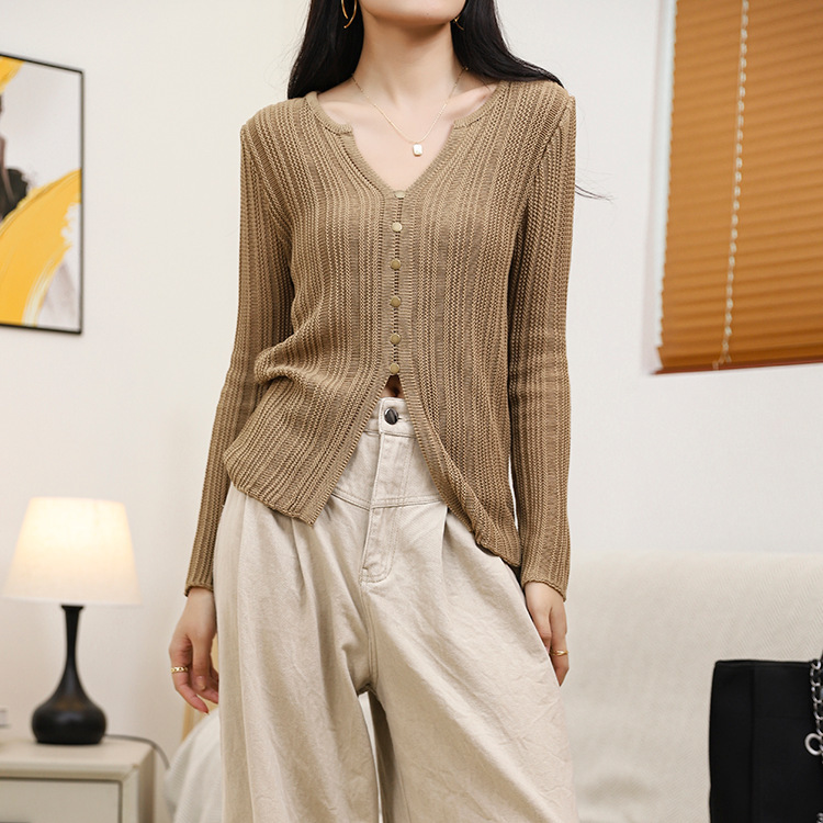 French-Style Lazy and Relaxed Slim-Fit Hollow-Out Top, Sex and the City Slit Knit Sweater for Women, New Summer and Autumn Collection French-Style Lazy and Relaxed Slim-Fit Hollow-Out Top, Sex and the City Slit Knit Sweater for Women, New Summer and Autumn Collection