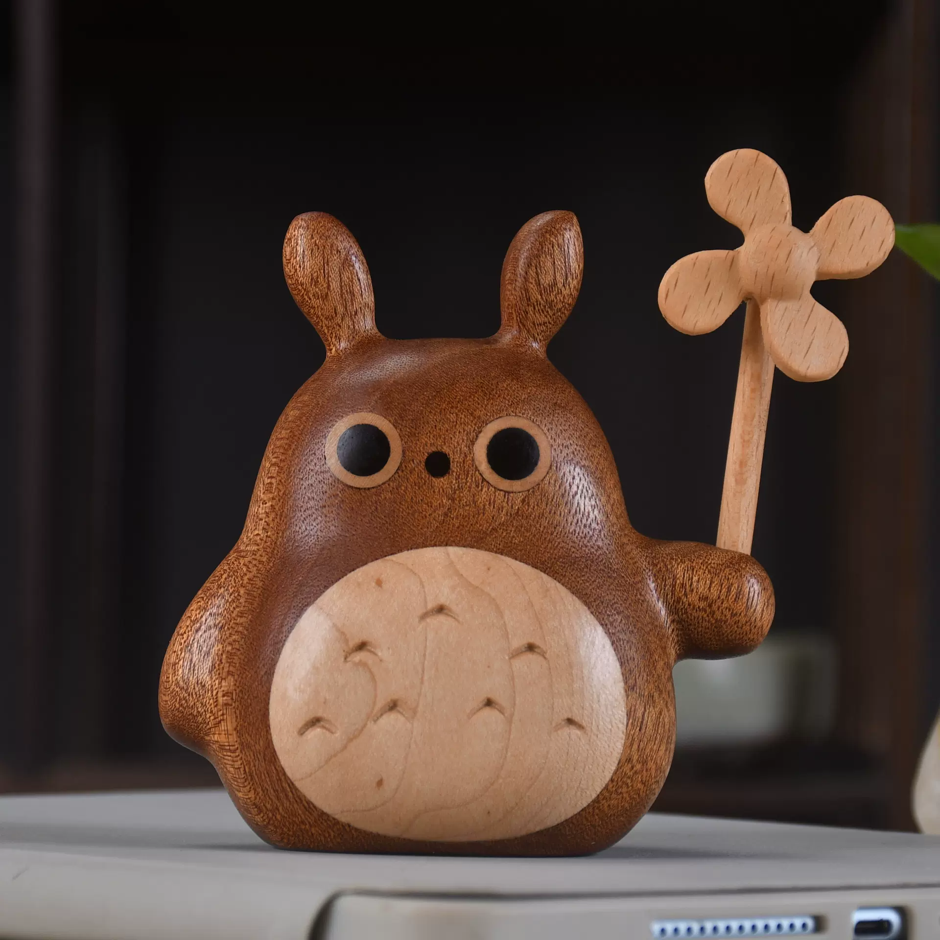 黄杨木龙猫手把件风车小龙猫可爱卡通汽车摆件玩具文玩疯狂动物城