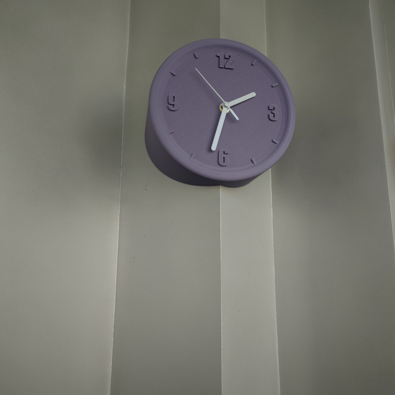 Tecnología de decoración de color sólido esquina simple perforación moderna sin arte digital agujero de pared reloj silencioso esquina de campana