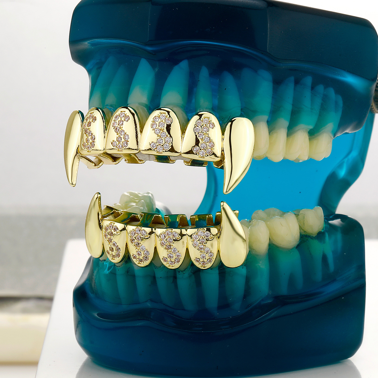 Vampire Fangs Dental Grill With Diamonds For Halloween Costume_voghion.com