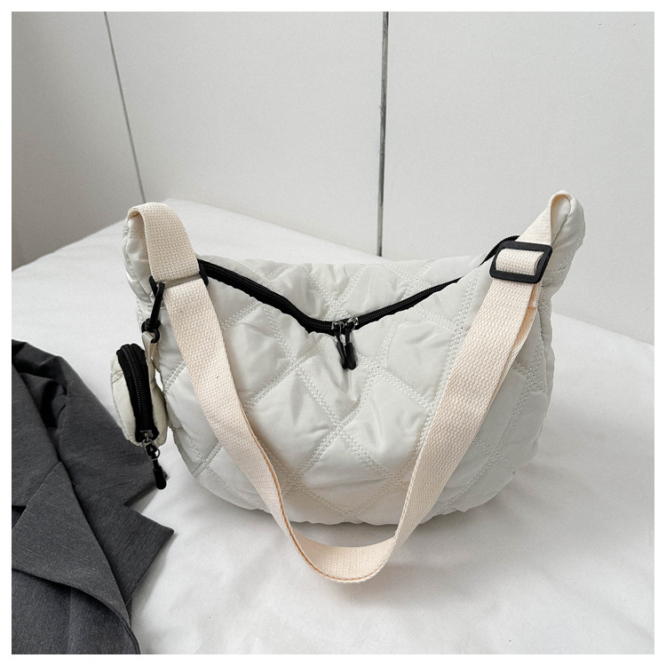 2023 Otoño e Invierno Nueva rómbica alta textura bolsa de hombro bolso de las axilas bolso simple todo fósforo Bolsa de Moda bolso de las mujeres