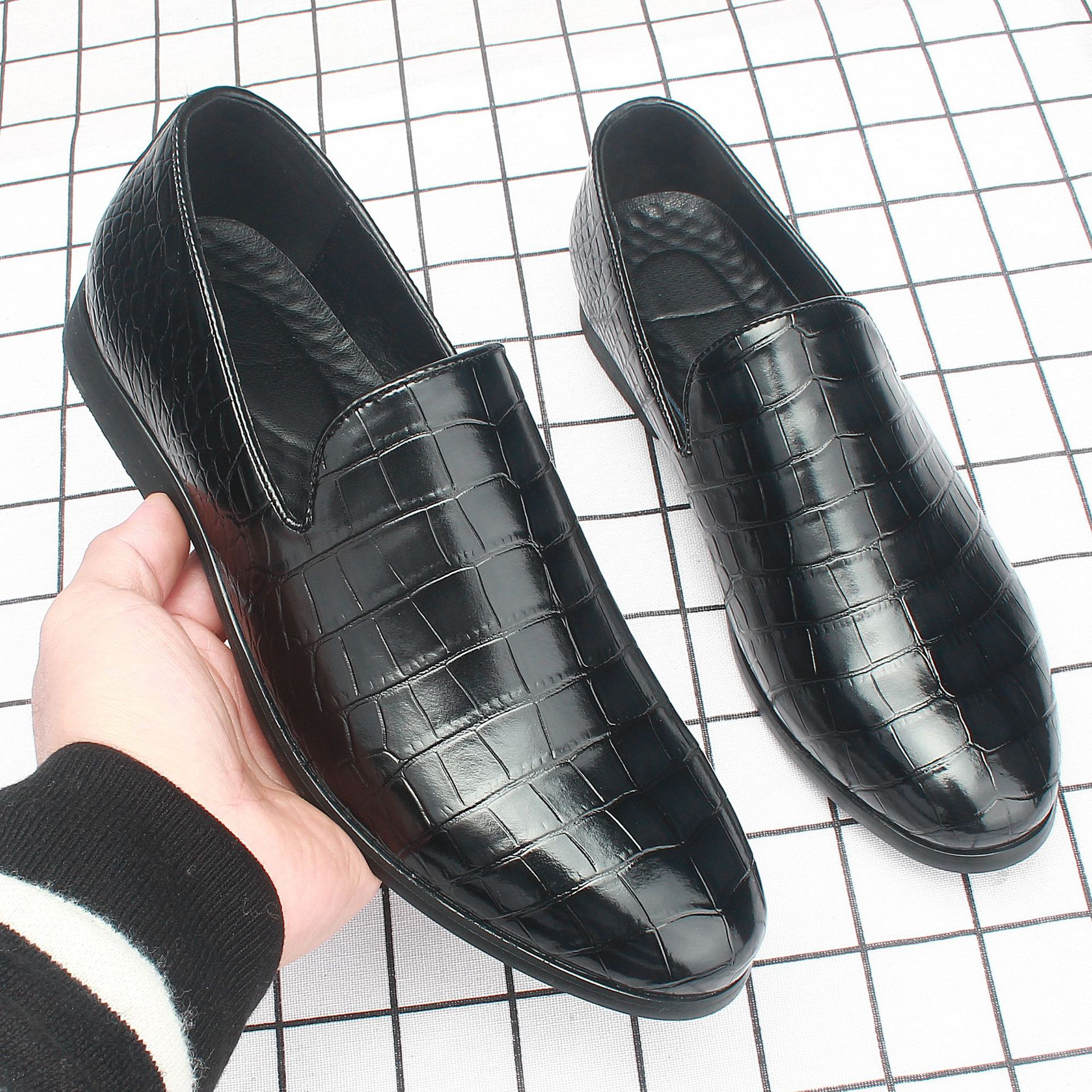 2022ճЬʱװѥ߳ɫмͷƤЬ72