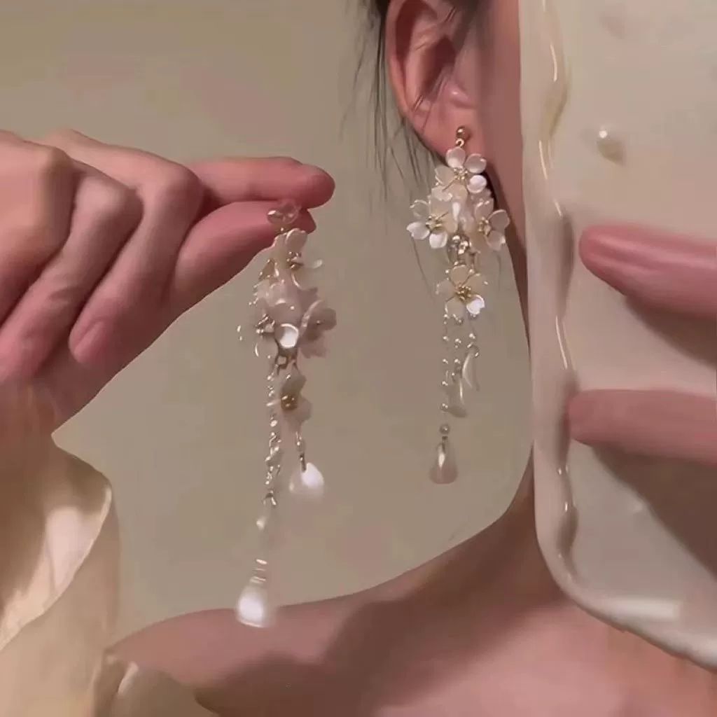 Дизайнерские серьги, цветочные, стиль лёгкой роскоши, орхидея
