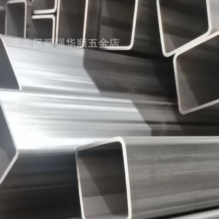 青岛门店厂家直供304不锈钢方管空心管光亮管201方管拉丝方管