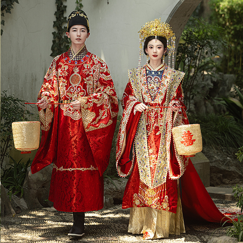2026 New Ming-Style Hanfu Wedding Dress for Brides, Chinese-Style Bridal Gown with Phoenix Crown and Veil, Full Set of Elaborate Bridal Ancient Costume Wedding Attire 2026 New Ming-Style Hanfu Wedding Dress for Brides, Chinese-Style Bridal Gown with Phoenix Crown and Veil, Full Set of Elaborate Bridal Ancient Costume Wedding Attire