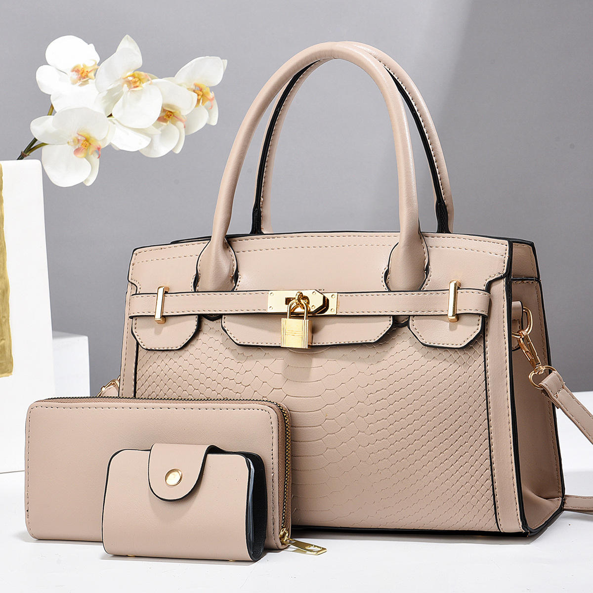 Taizhou bolsos de mujer bolsos grandes bolsos de tres piezas bolsos de cerradura colgante bolsos de comercio exterior