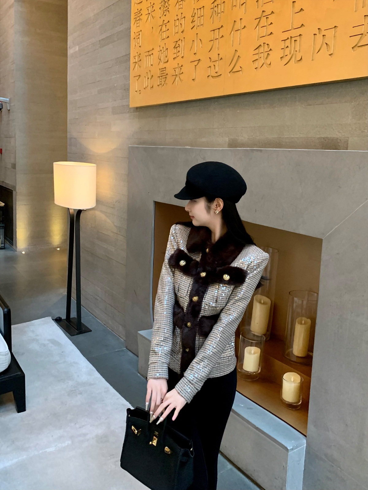 Nanyou Gaoding Baman viento nuevo abrigo de otoño y invierno celebridad industria pesada esquinilla de botón de oro temperamento con solapa a cuadros chaqueta mujer