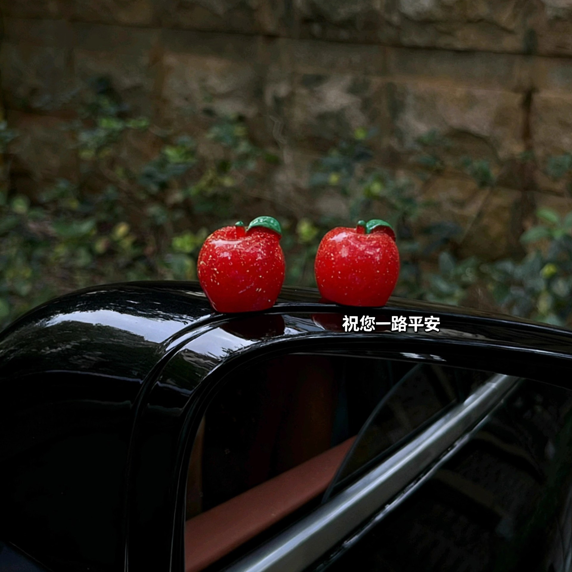 Little Apple Car Interior Decoration [New Style] Dashboard Ornaments Peace and Joy Mini Exquisite Small Ornaments