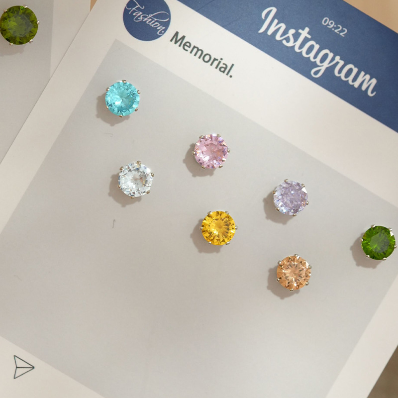 Rainbow Holiday~ Sparkling Colorful Magnetic Ear Clips for Women, Versatile Zircon Ear Cuff Clip-On Earrings for Non-Pierced Ears