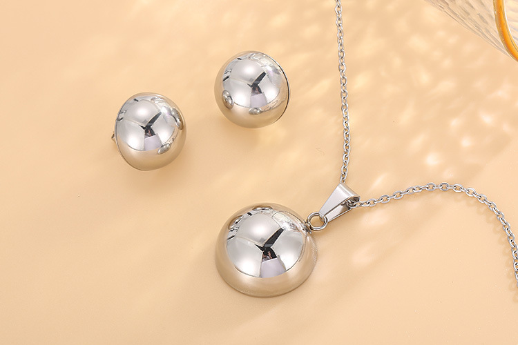 In Stock Wholesale European and American Simple Trendy Stainless Ornament round Beads Necklace and E