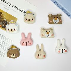 漫画ぬいぐるみ熊ウサギ人形ブローチウサギウサギ人形髪飾りアクセサリーカバン服靴下飾りアクセサリー