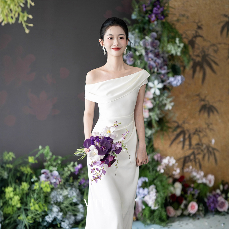 法式轻婚纱一字肩订婚礼服2025新款高级感轻礼服领证登记小白裙女|undefined