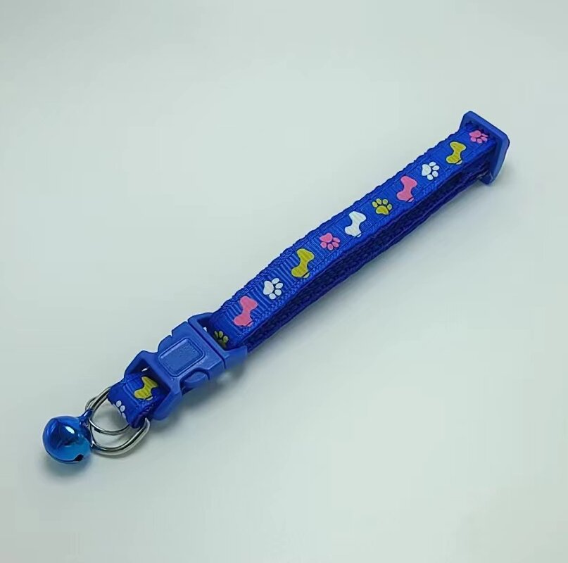 Huesos de huellas creativas impresión collar collar collar de campana collar de gato fábrica de stock