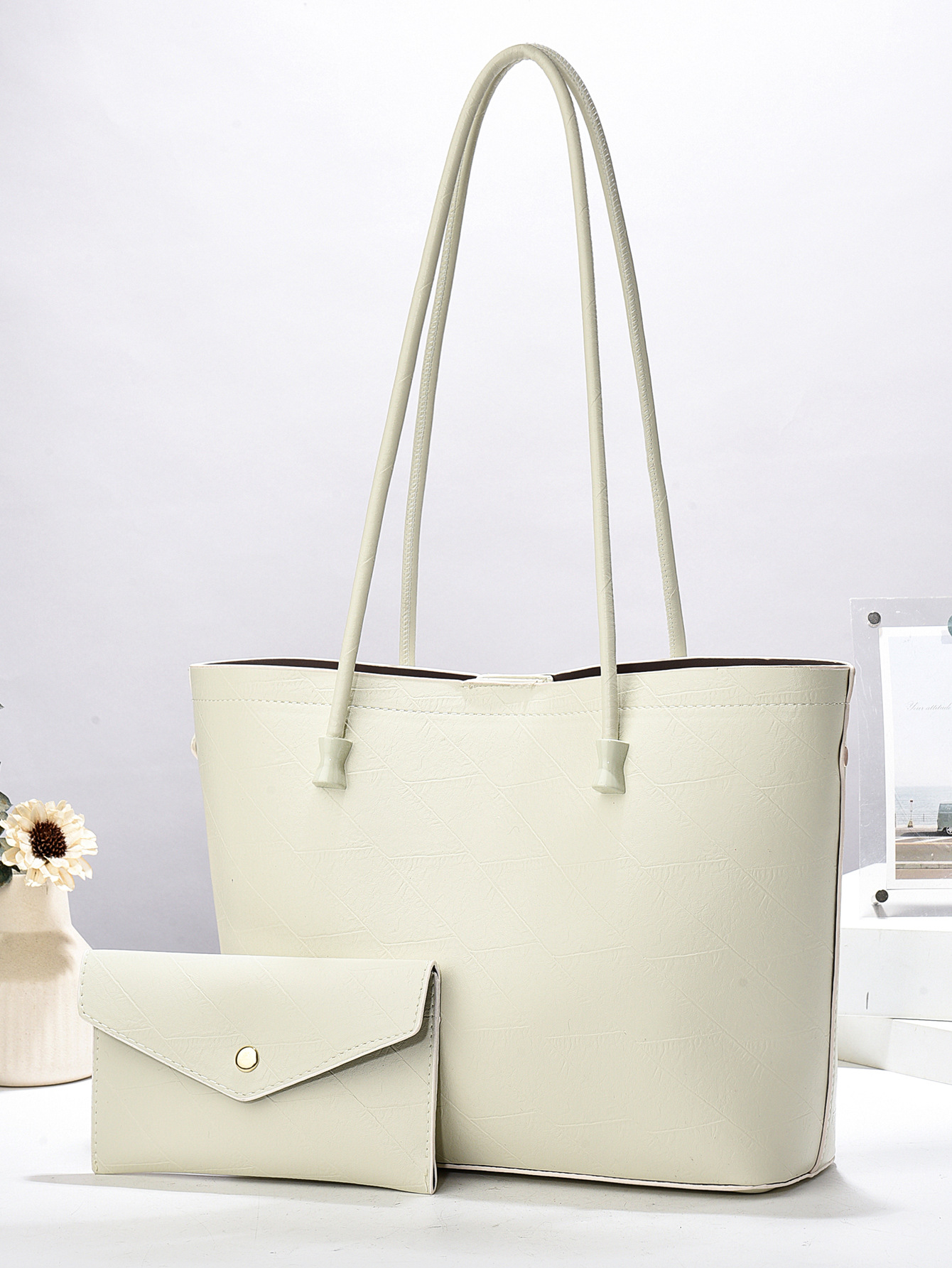 2024 bandolera estilo de verano marea de un solo hombro, bolso de gran capacidad, fábrica simple, comercio exterior, correo directo, bolso de moda, nueva dama