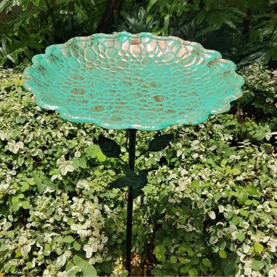 Cross-border explosions outdoor cuttings bird feeder bird bath garden courtyard decoration in stock Amazon hot iron