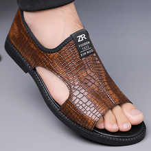 跨境大码凉鞋男款夏季新款休闲软底防滑外穿沙滩拖鞋罗马凉鞋808