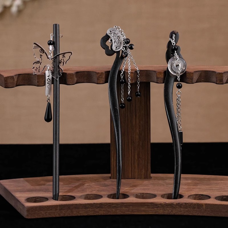 Nueva horquilla china 2025 nuevo estilo estilo antiguo horquilla mujer falda de cara de caballo de alta calidad estilo nacional horquilla de madera paso a paso horquilla tocado