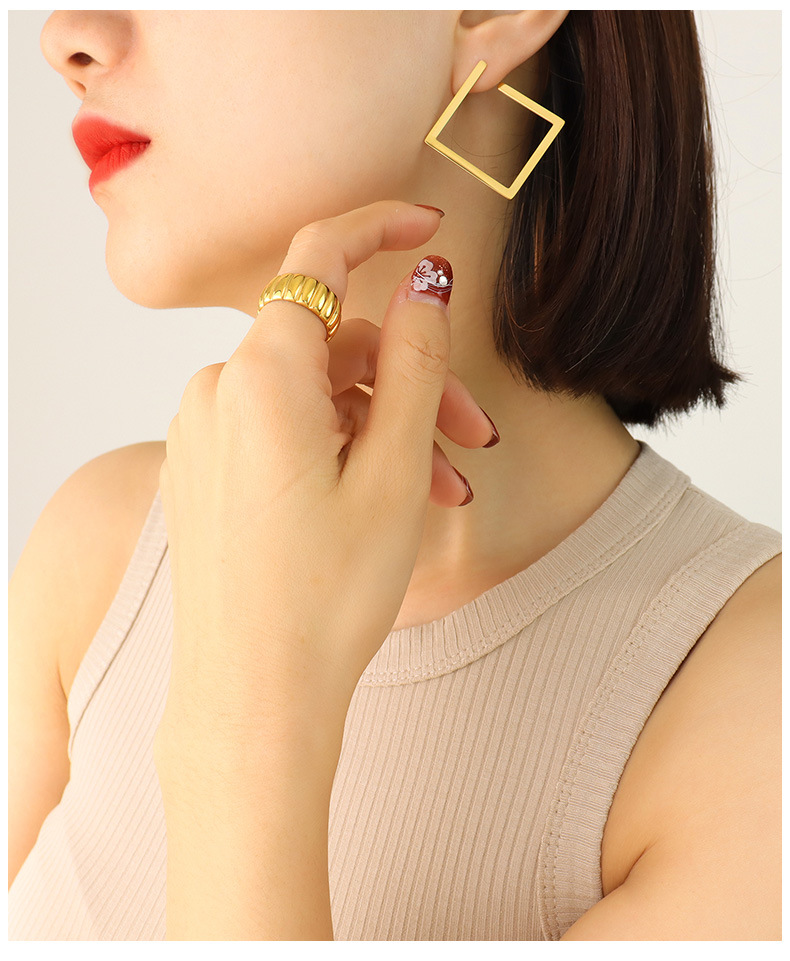 simple geometric square plain titanium steel earrings wholesale