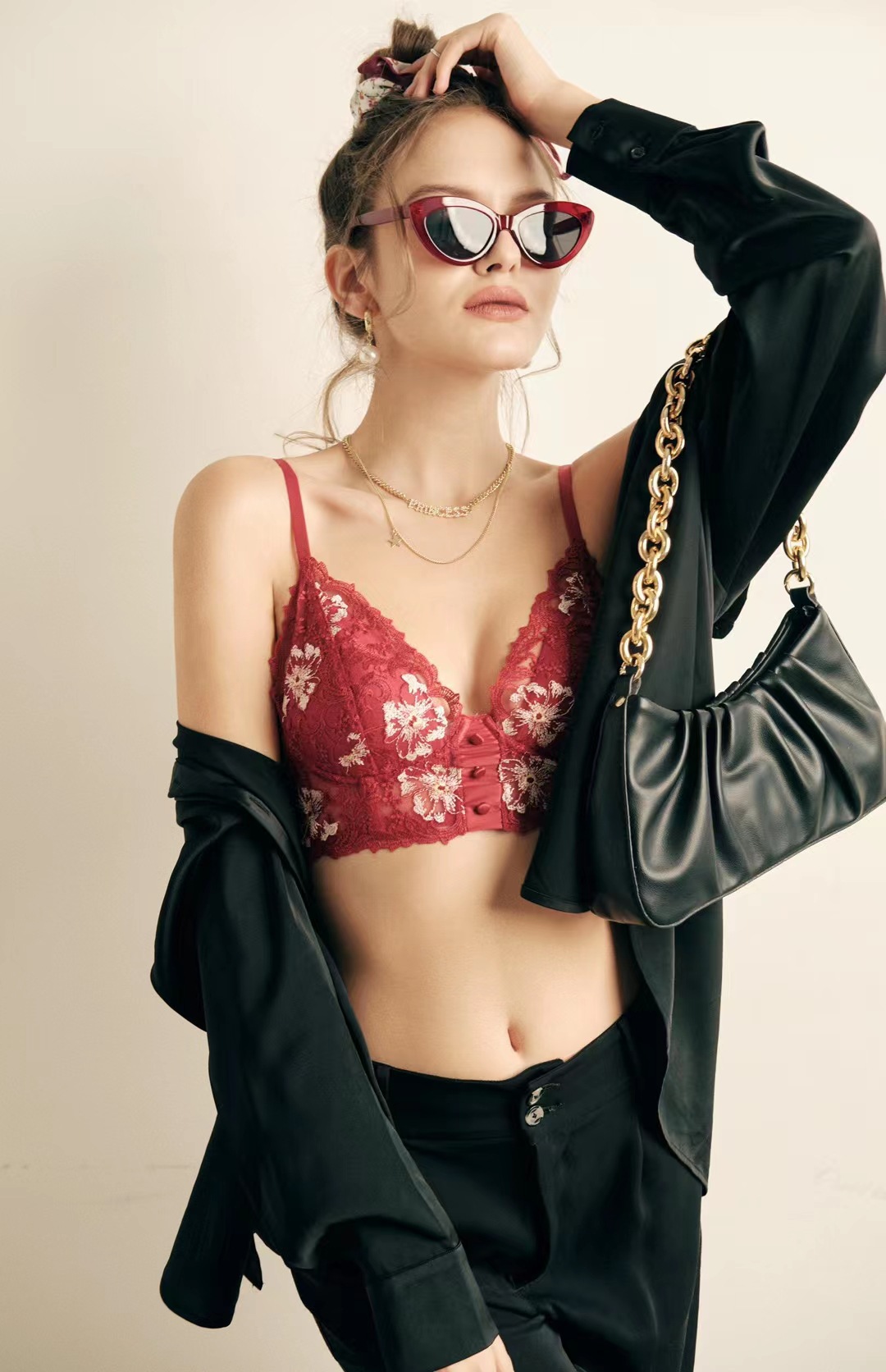 Sujetador inalámbrico traje push up Sujetador de encaje Delgado soporte superior anti-sagging mama colección ropa interior para mujeres 6782