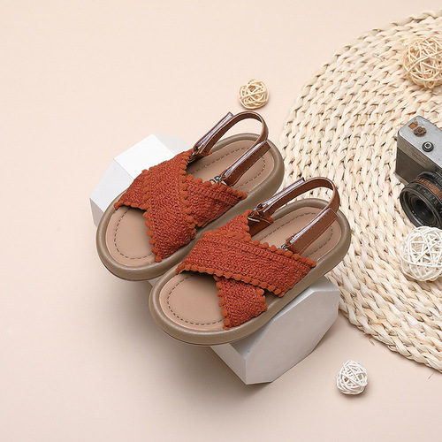 Children's Summer Sandals, Casual Soft Sole, Suitable for Both Young and Old Children, Students, Retro Ethnic Style, Comfortable for Beach Use