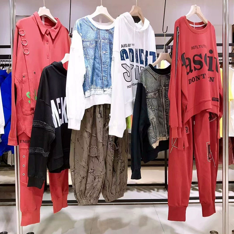 Большая версия европейского и американского приливного бренда свитеров бросается в глаза 2024 осенью тонкий топ брюки живые фирменные женские хвосты оптом