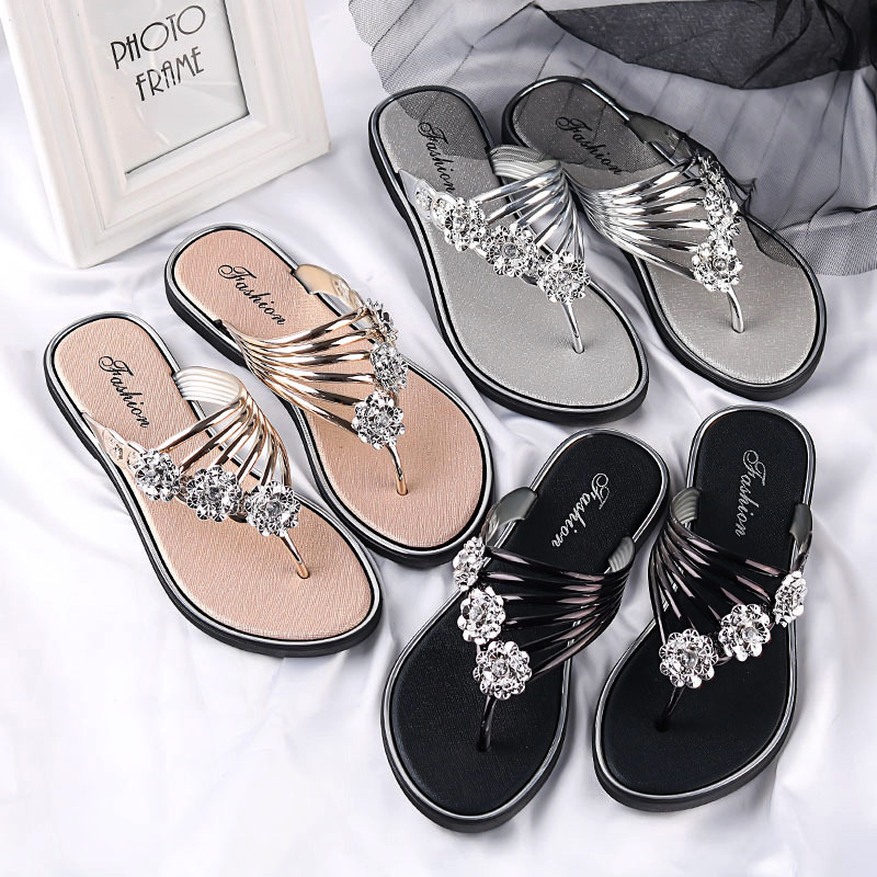 2025 Women's Slippers Summer Sandals New Flat Silver Women's Shoes Lightweight Slippers Women's Outerwear Casual Flip Flops 2025 Women's Slippers Summer Sandals New Flat Silver Women's Shoes Lightweight Slippers Women's Outerwear Casual Flip Flops