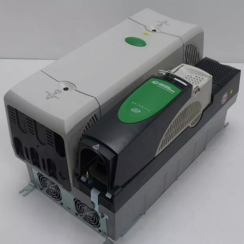 2议价40全新艾默生S原装SSP4P43变频器P440401咨询客服美国