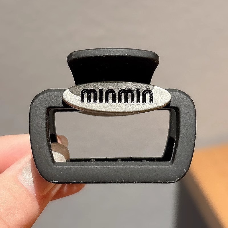 Carta cuadrada abrazadera de agarre esmeriada para mujeres de alta calidad 2025 nuevo disco de cabello de cabecera de cabecera de pescado pinza de cabello