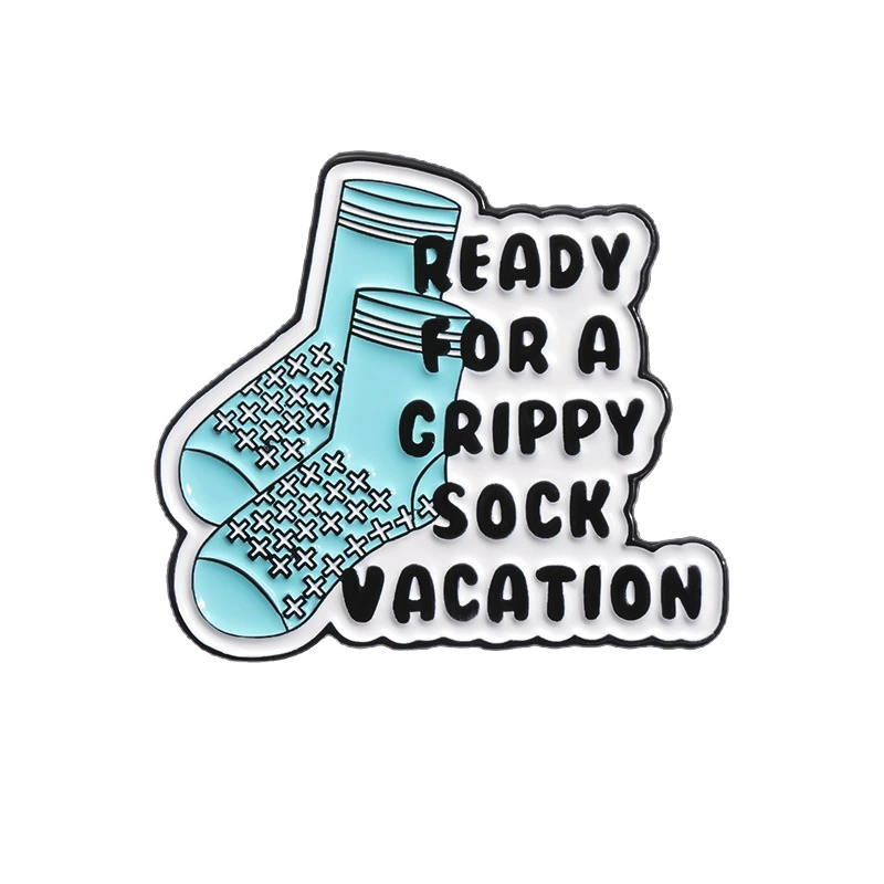 [Универсальная одежда декоративная брошь READY FOR A CRIPPY SOCK VACATION]