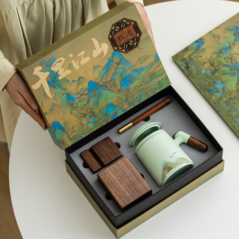 Taza de cerámica de tres piezas juego de regalos de negocios aniversario de la compañía PR regalos de mano logotipo tallado