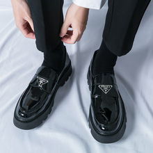 夏季亮面小皮鞋2025男透气感英伦内增高厚底潮流一脚蹬休闲乐福鞋