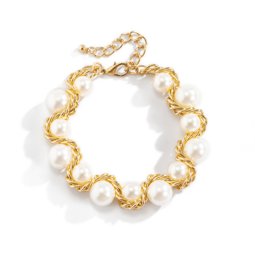 European and American cross-border metal twisted twist chain pearl necklace for women, retro temperament geometric single-layer necklace
