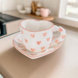 ����ɐ���Ůˮ��С�������L��ɫ���Ŀ��ȱ������²������մɱ���