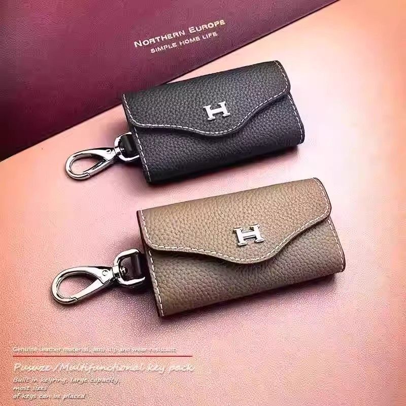 Universal car key case for men and women, European and American style storage bag, genuine leather texture, personalized car remote control protective cover key case