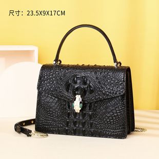 �¿��{�~�ǼyŮʿ���e�����μ�б����r�г���Ů���������^�����l