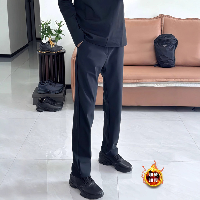 Black American Soft Shell Plus Velvet Casual Pants for Men, Autumn and Winter Windproof and Waterproof Assault Pants, Slim and Versatile Casual Pants for Men Black American Soft Shell Plus Velvet Casual Pants for Men, Autumn and Winter Windproof and Waterproof Assault Pants, Slim and Versatile Casual Pants for Men