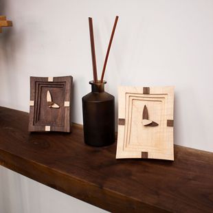 ��ľ���W�L�������R�ҾӺ��s��ɫ�T̨�[���b����l�ں���ľ�r�R