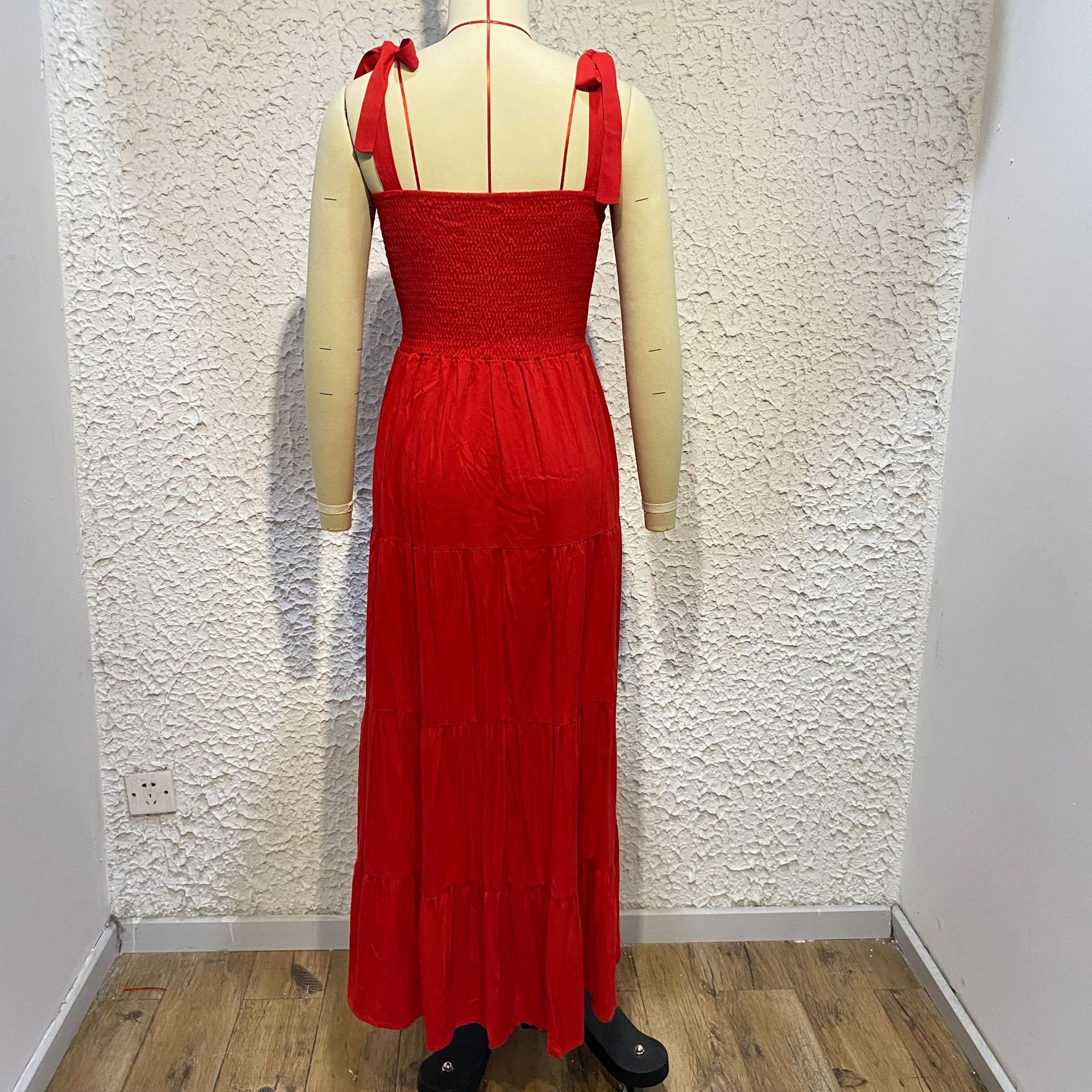 259g Weight Maxi Long Dress Dress Length Type Sleeveless Sleeve Length Regular Dress Dresses Type Regular Sleeve Sleeve Type Polyester Fabric Type High Waist Waist Line Daily Occasion Strap Neckline Regular Fit Fit Type Printing, Polka Dots Pattern Summer, Spring Season Women's Gender Elegant Style Wholesale Women's Elegant Printing Polka Dots Daily Strap Sleeveless Regular Dress 91