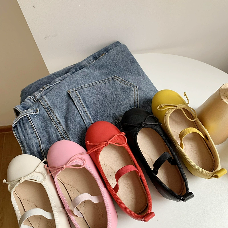 Корейские ретро маленькие кожаные туфли для девочек с мягким дном