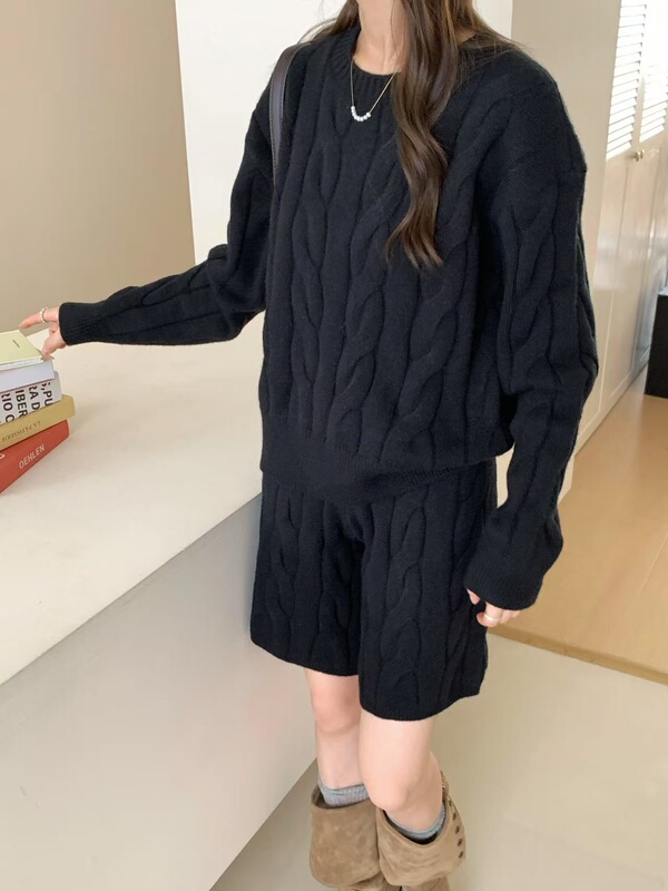 麻花圆领毛衣套头针织短裤两件套2025秋冬穿搭一整套毛衣套装女潮|undefined