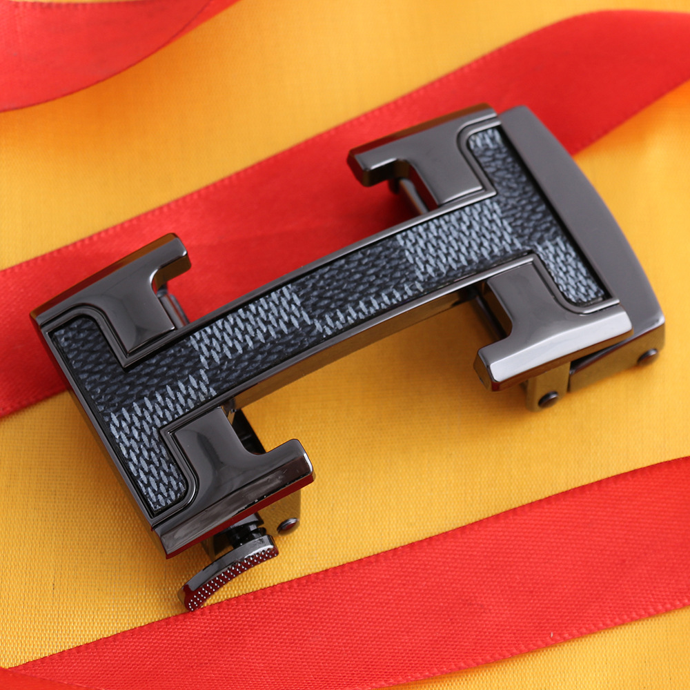 Hongsheng hebilla de fábrica hebilla automática cinturón de cuero cabeza de aleación hebilla de cinturón cabeza hebilla de parche a cuadros