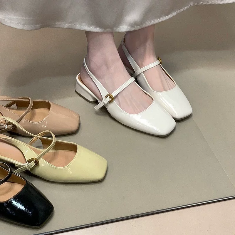 2025 summer new square toe thick heel bag-toe sandals for women with back tripping summer low heel commuting sandals
