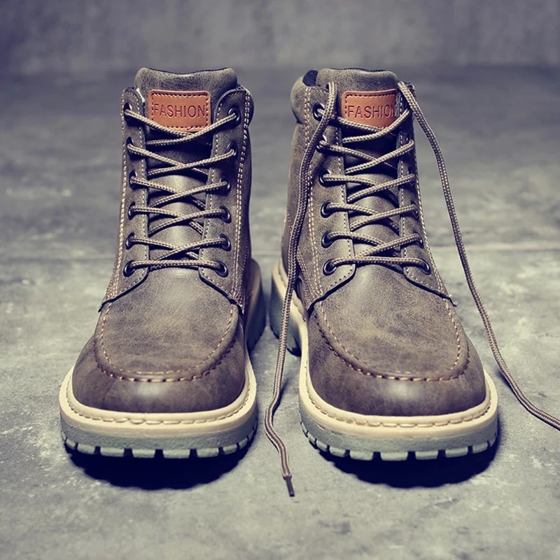 화이트 봄과 여름 마틴 부츠 남성 통기성 미드 탑 부츠 유행 조커 부츠 남성 싱글 레이어 신발 작업복 부츠 영국 얇은 부츠