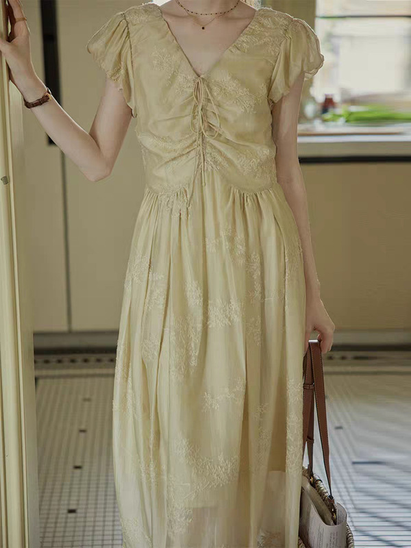 「クリスタルアンバー」フレンチレトロウエスト痩身ドレスレディースクラシックウエストガールドレスパフスリーブ刺繍|undefined