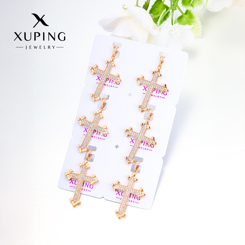 Xuping estilo simple colgante colgante de aleación de cobre chapado 18k color europeo y americano personalidad transfronteriza colgante de cruz