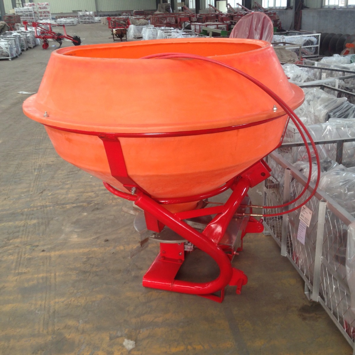 拖拉机悬挂施肥机  农用撒播机   1000L双盘撒播机   施肥机