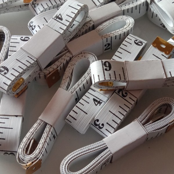 便携迷你量胸围腰围尺1.5米量衣尺PVC裁缝尺量三围服装皮尺双刻度