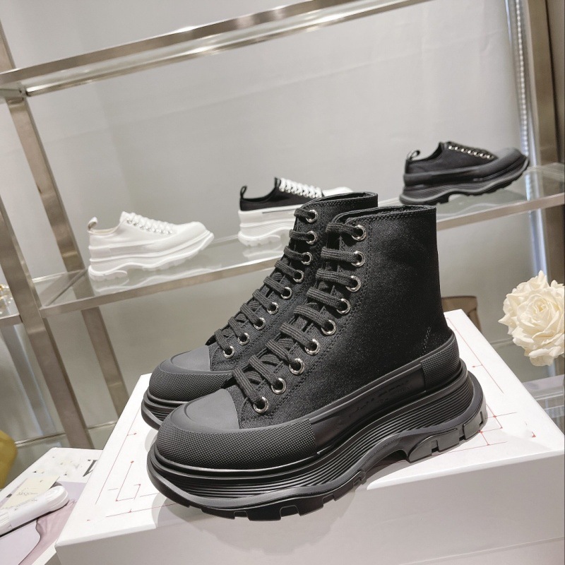 블랙 캔버스 하이탑